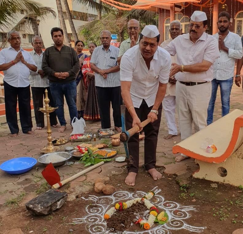 शास्त्रीनगरातील श्री गणेश मंदिर सभामंडप व सार्वजनिक देवपूजा विधी  कार्यक्रम बांधकामाचा श्रीगणेशा : किरण जाधव यांच्या हस्ते केले गेले भूमिपूजन