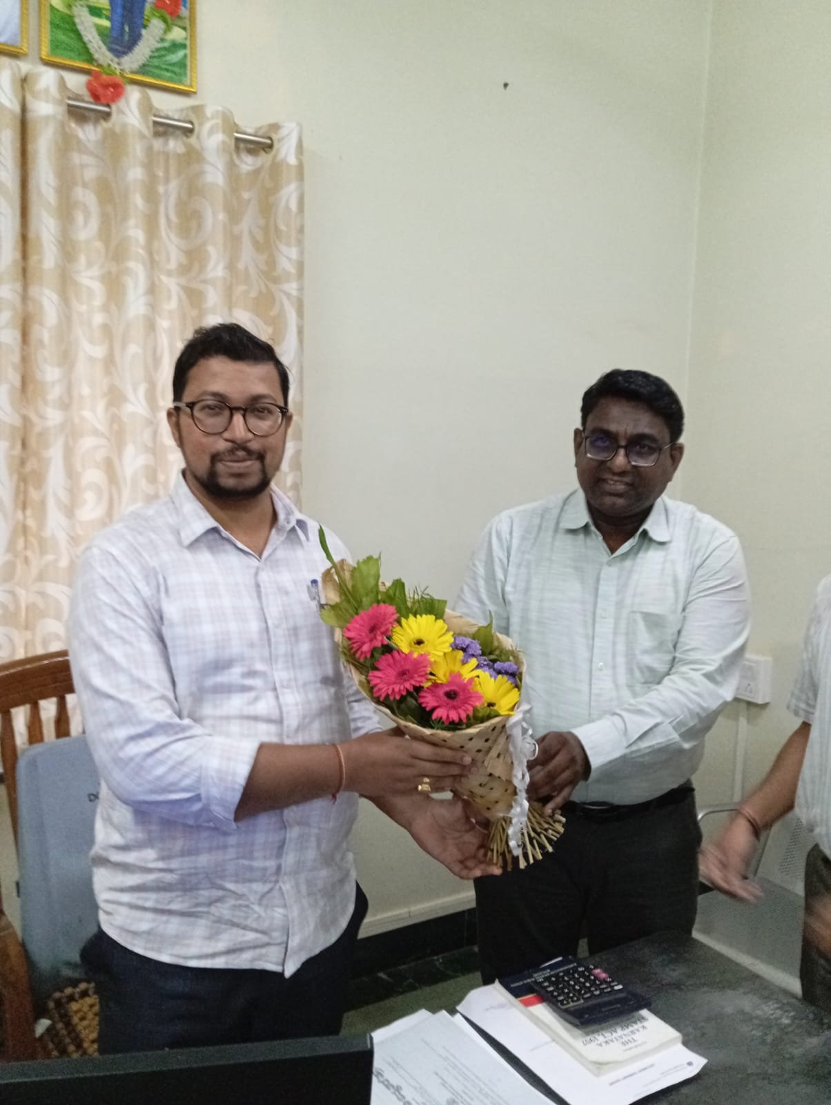 Anand Badnikai assumed charge as Sub-Registrar Officer for Sub-Registrar Office, Belgaum South Division.