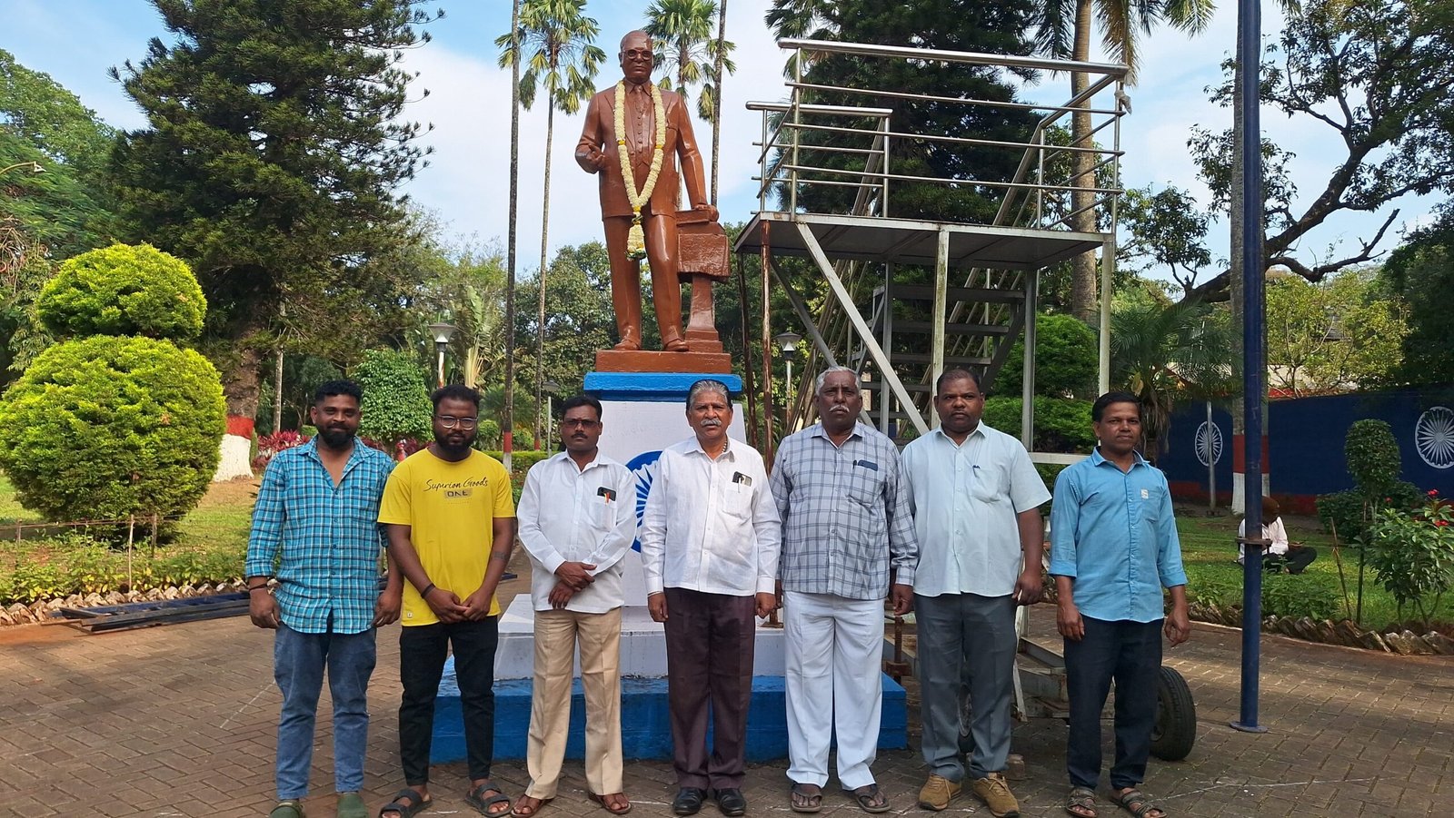 बेळगावात संविधान समर्पण दिनानिमित्त भव्य मिरवणूक आणि व्यासपीठ कार्यक्रम