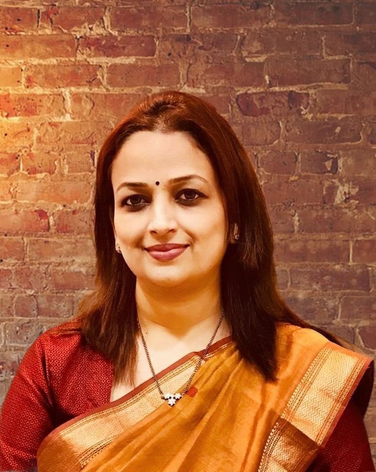 बेळगुंदीतील शाळेतील मुख्याध्यापकावर विद्यार्थिनींसोबत अनुचित वर्तनाचा गंभीर आरोप; कठोर कारवाईची मागणी